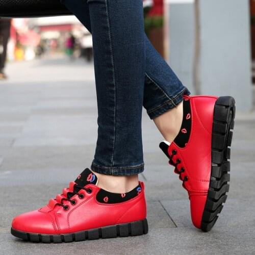 JUBAIYUAN Leather Pumps