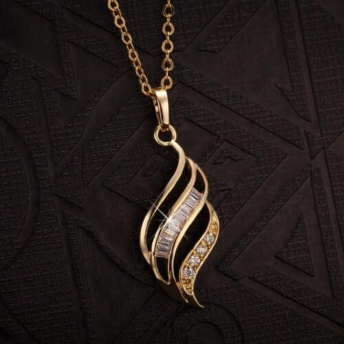 New Geometric Gold Metal Women Pendant Necklace Fashion Rectangle Rhinestone Pendant Zircon Stone Ball Female Necklace Jewellerl