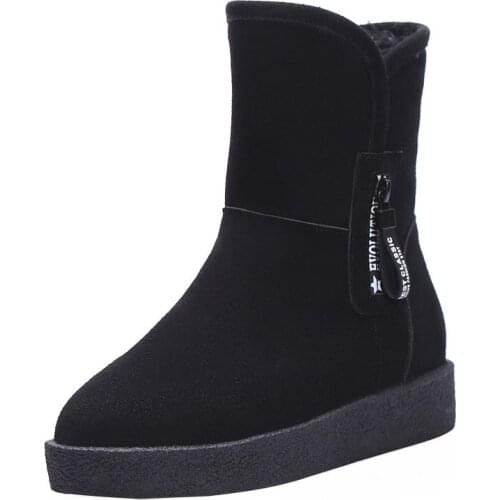 Thick bottom snow boots women 2019 new short tube female boots students outdoor waterproof non-slip plus velvet cotton shoes