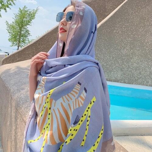 Trend Ladies Luxury Summer Female Outdoor Bohemian Totems Ethnic Headband Scarf Shawl Womens Coat Sunscreen Windproof Capes