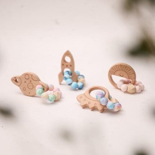 1Pc Wooden Baby Bracelet Teether Beech Wooden Newborn Molar Pain Soothing Teething Toys Baby Nursing Planet Beads Teething Gift