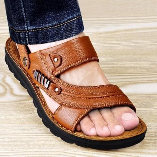 Mens Beach Shoes Sandals Cow Quality Genuine Leather Non-slip Mens Slippers Breathable Two Uses Mens sandals Mens Shoes