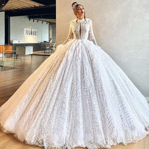 2020 Elegant Feather Long Sleeve Wedding Dresses Ball Gown Ruffles Lace Appliques Vestido De Noiva Custom Made Bridal Dress