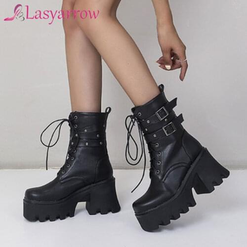 Lasyarrow Plus Size 35-43 Punk Gothic Platform Motorcycle Combat Martin Boots Women Buckle 2021 Winter Shoes Chunky High Heels