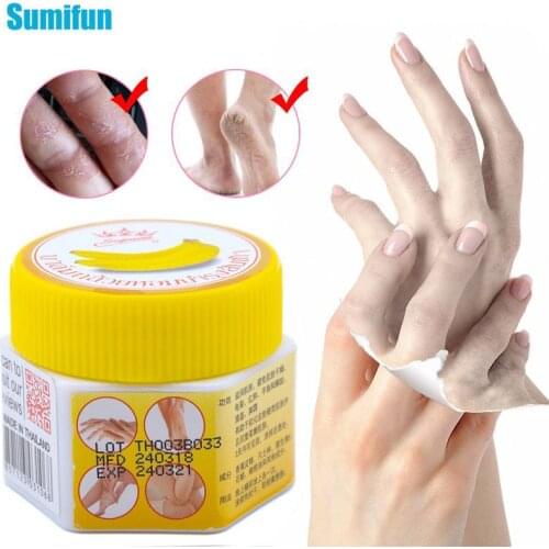 1Pcs Thai Ointment Banana Oil Hand Foot Cream Dead Skin Repair Moisturizing Whitening Exfoliating Anti-dry Ageless Crack Cream