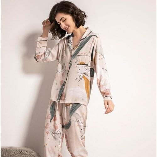Starry Sky and Floral Printed Women Pajamas Set Comfort Cotton Satin Full Sleeve Homewear Ladies Tender Casual Wear for Spring