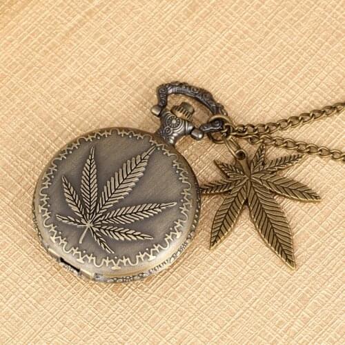 Vintage Bronze 3D Maple Leaf Quartz Pocket Watch Arabic Numbers Necklace Pendant Watch Accessory Chain Best Gifts for Men Women
