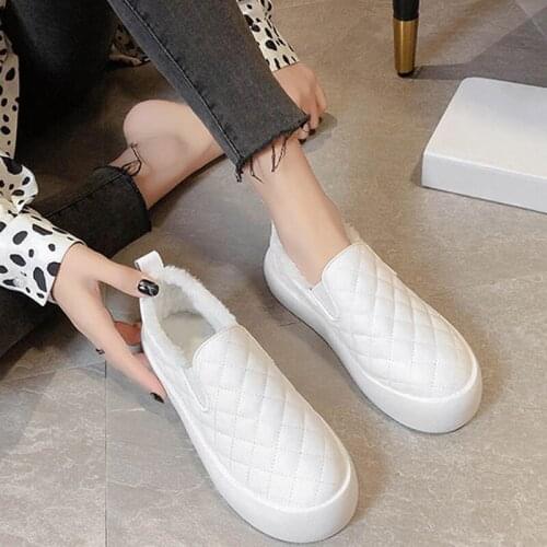 2021 Women Leather Cotton Shoes Warm Fur Thick Sole Flat Fashion Winter Autumn Casual Outdoor Slip on Short Plush Female Loafers