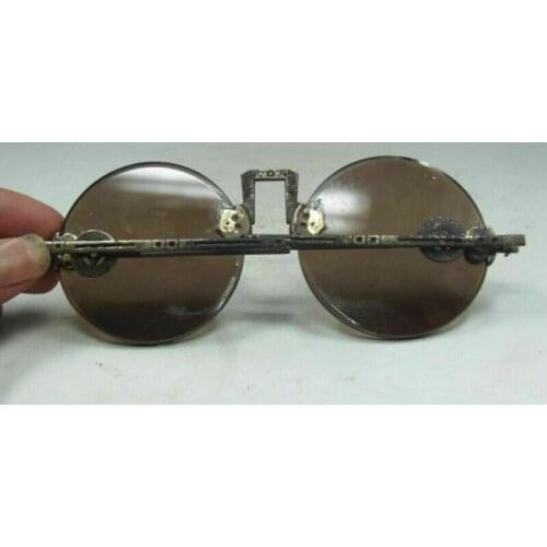 Old Collection Chinese Shanghai Oriental Vintage Dark Brown Crystal Glasses Decoration Gift Props Antique Collection Ornaments