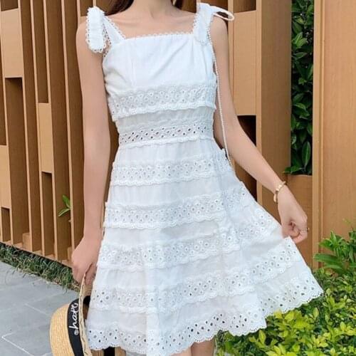 2021 Summer Floral Print Spliced Hollow out Lace Dress Tie Bow Strap Sleeveless Mini Dress Sexy Beach Holiday Vintage A430