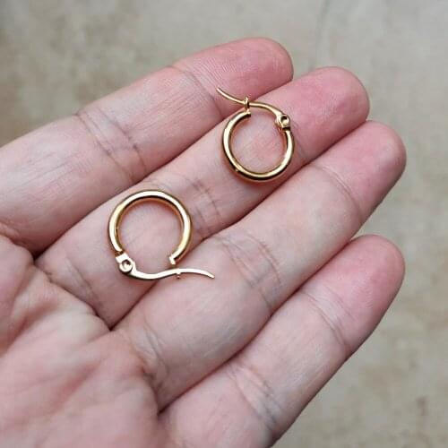 Gold Color 15mm Circle Women Hoop Earrings Ear Loop Smooth Ring Polishing 316 Stainless Steel Jewelry IP Plating Anti Allergy