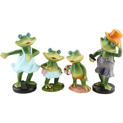 4Pack Frog Family Sculpture Ornament, Nordic Style Ornament Crafts Stand, for Home Office Desktop Table Study Store Decoration