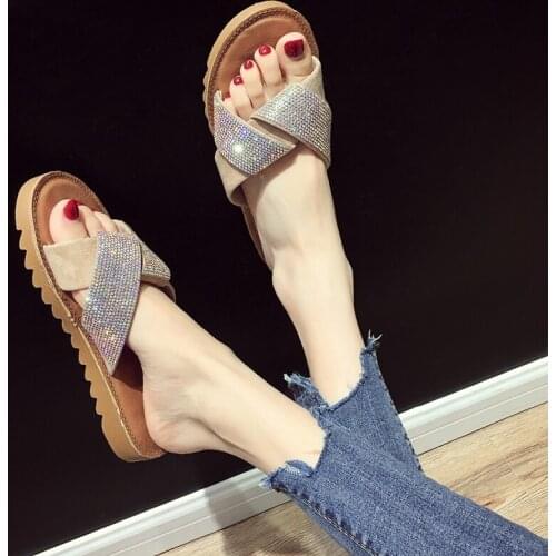 Womens shoes and slippers outside the new summer diamond of 2019 shining around the rope color flat bottom slipper