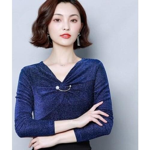 2019 Early autumn new folds v-neck thin shirt womens long-sleeved bright silk bottoming shirt foreign small shirt