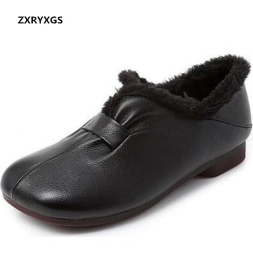 ZXRYXGS Square Toe Top Soft Cowhide Winter Shoes Women Leather Shoes Large Size Soft Sole Comfortable Warm Flat Shoes Snow Shoes