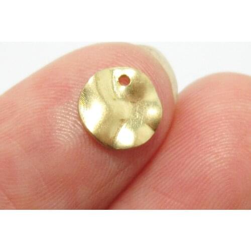 Brass round charm 8x0.8mm Wavy Round brass earrings findings -20pcs R025