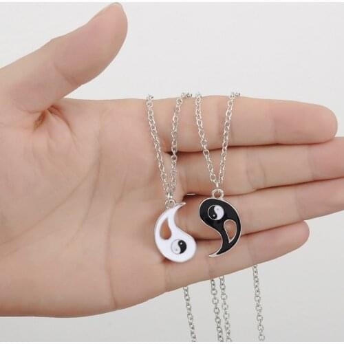 New 2 pcs/set Fantastic Best Friends Ying Yang Necklaces Taiji Bagua Charm Pendant Jewelry for Lovers Gifts colar masculino