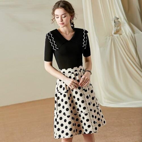Womens Suit 2020 Spring Summer New V Neck Short Sleeve Stretch Knitted Short Top + Polka Dot Skirt Two Piece Set