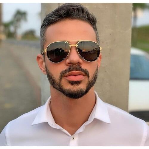 New rivet mirror frog mirror mens Aviation sunglasses fashion glamour women all-match metal spring leg sunglasses Oculos De Sol