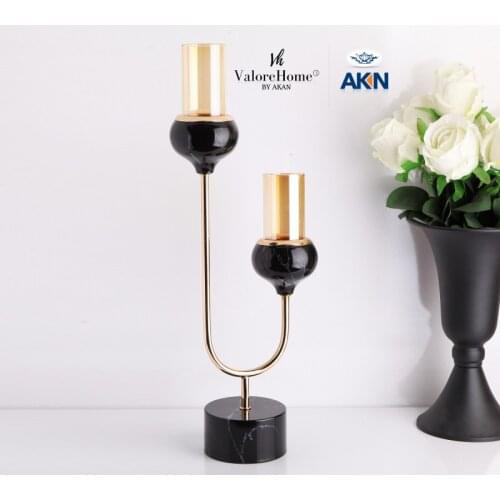 White House by Özge Yılmaz Candles And Candlesticks