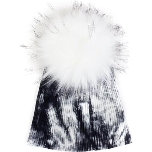 Charm Wood Cotton Tie Dye Beanie Hat Lovely Newbron Infant Children Hats Soft Ribbed Skull Cap With Faux Fur Pompom For Winter