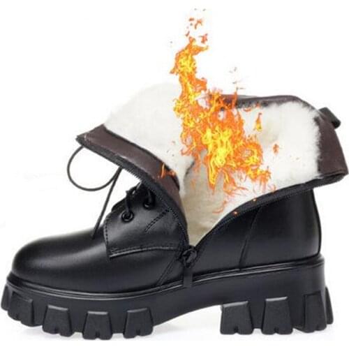 New Fashion Winter Boots Warm Snow Shoes Woman Boots Cowhide Plush Wool Boots Non-slip Thick Bottom Heighten Shoes Martin Boots