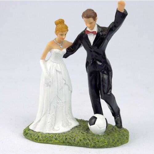Newly married football Cake Doll Resin Decoration Valentines Day Gift Cake Top Decoration wedding gift toy Groom