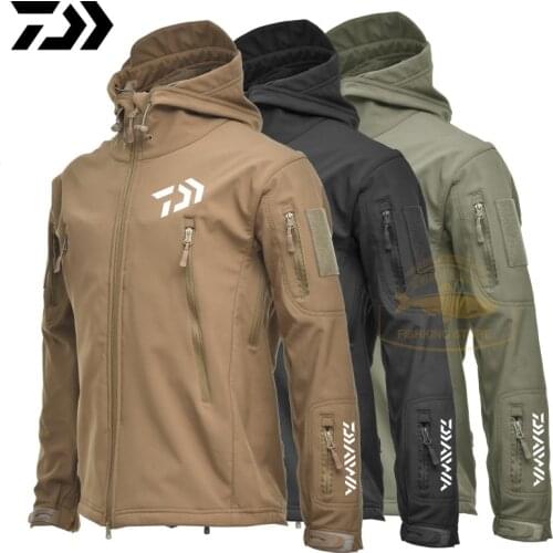 Winter Outdoor Daiwa Fishing Clothes Male Soft Shell Windbreaker Jacket Waterproof Mountain Fleece Breathable Jacket Daiwa 2021