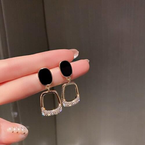 2021 Resplendent Square Earrings Advanced Fashion Euro American Pure Simple Earrings Queens Temperament Earrings