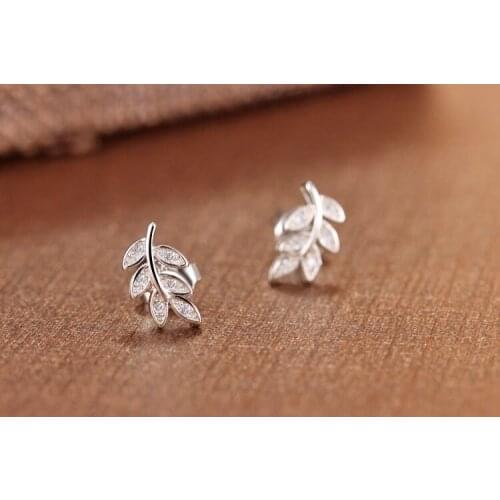 New Design Crystal leaf Shaped Stud Earrings For Women Girls Copper Zircon Geometry Small Climb Earrings Fashion Ear Jewelry Gif