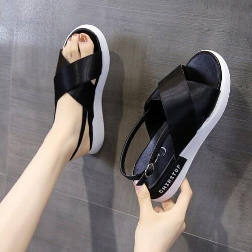 2021 New Summer Flat Sandals Women Shoes Gladiator Open Toe Buckle Soft Jelly Sandals Female Womens Flat Platform Beach Shoes