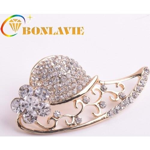 Heat Sale Fashion Rhinestone Lovely Hats Brooch Woman Trend Hollow Flowered Crystal Dress Ornaments Pin