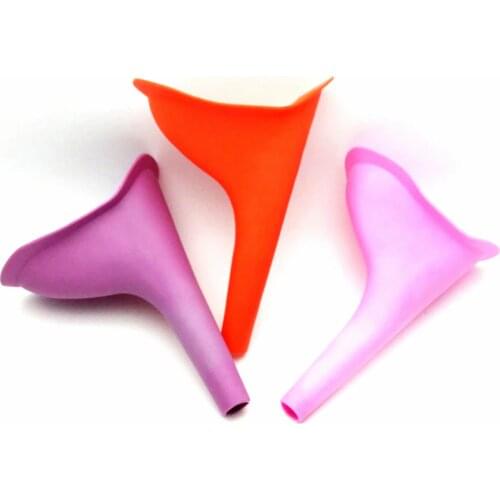 Urine Bottle Travel Outdoor Hiking Car Stand Up Toilet for Ladies Portable Handle Woman Daily Universal Urination Funnel Device