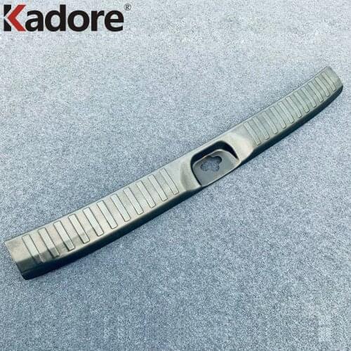 For Mitsubishi Delica 2020 2021 Stainless Steel Rear Trunk Bumper Cover Trim Protector Guard Tailgate Door Sill Car Accessories