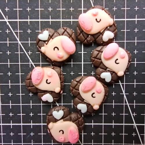 1pcs/lot Resin flat back love pig 19mm Ornaments Micro landscape Ornaments Creative Home Gardening Decorations