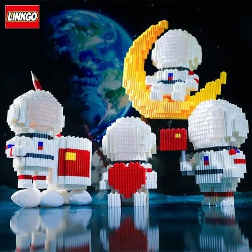 LINKGO fashion building block bricks toys kids Moon astronaut 3D figures puzzle love heart Pen holder decoration