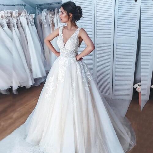 Wholesale Gorgeous A Line Lace Backless Bridal Wedding Dresses Sleeveless V Neckline Appliqued Wedding Gowns for Bride 2021 New