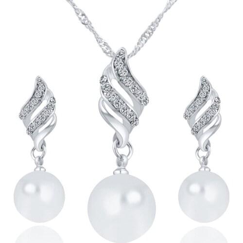 The preferred gift smart pearl earrings, necklace set jewelry jewelry set party spiral minimalist style jewelry for women SKU561