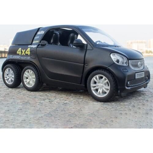 1:32 Smart 6X6 Pickup vehicle Alloy Car Model Diecasts Metal Simulation Toy Car Sound and light Collection Kids Gifts