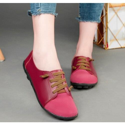 PUPUDA Women Loafers Comfy Casual Sneakers Shoes Women New Large Size 44 Flat Shoes Women Fashion Casual Leather Walking Shoes