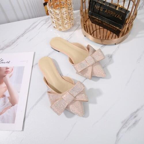 Pointed flat silk female slippers outdoor 2020 new summer pop starry diamond fashion butterfly low heel comfortable women sandal