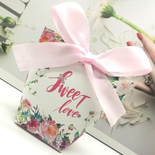 50pcs Light Pink Flower Butterfly Sweet Love Wedding Paper Gift Jewelry Candy Chocolate Box Anniversary Valentines Day Favor bo