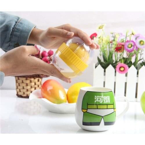 Mylb Squeezers Fruit Orange Mini Lemon Juicer Multi-Function Manual Press Kitchen Tools For Canteen Home Restaurant Decor