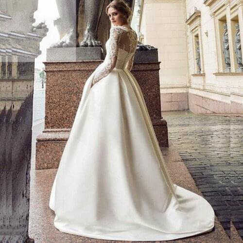 Wedding Dresses Long Sleeves A Line Satin Wedding Gown With Train Lace Appliques Boho Bride Dress Vestido De Noiva Brautkleider