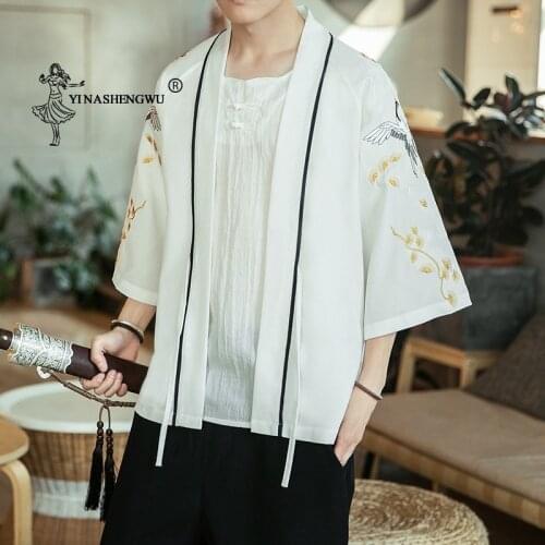 Japanese Kimono Traditional Yukata Kimono Cardigan Men Beach Thin Asian Clothe Male Fashion Casual Cardigan Shirt Kimono Cosplay