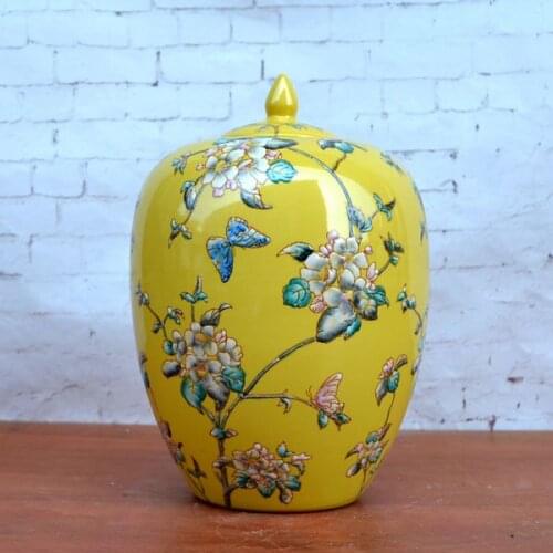 Tao Caicai, the new Chinese classical pastel yellow ceramic ornaments decoration of porcelain pot with cover model room decorati