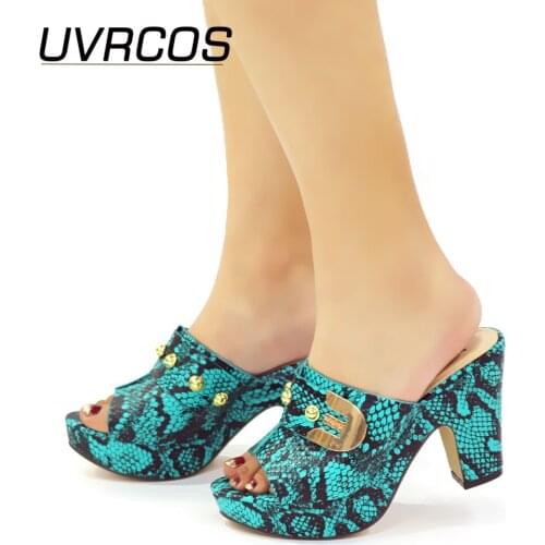 African Party Shoes Decorated with Rhinestone Elegant Fashion Casual Shoes Women Sandals Plus Size 2021 Summer Woman Slippers