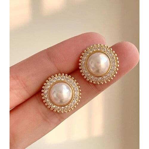 2021 New Unusual Geometric Round Shape Pearl Earrings For Woman Exquisite Fashion Jewelry Party Luxury Accessories Earrings