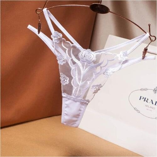 2021 Hot Sexy Womens Lace Embroidered Underwear Sexy Hollow Out Low Waist Transparent Thongs Lingerie