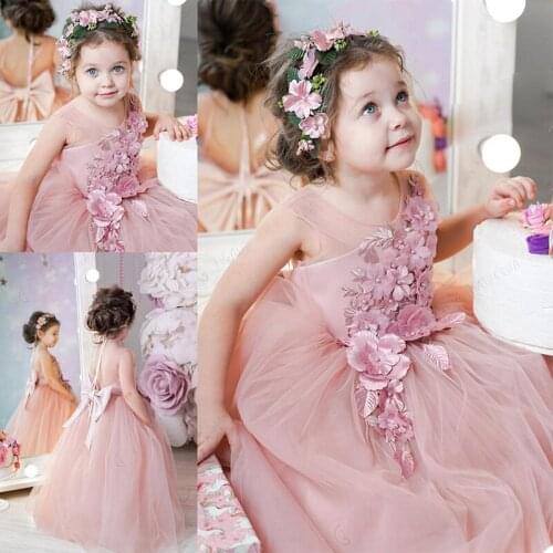 2020 Cute Flower Girl Dresses For Wedding Jewel Neck Lace Floral Appliques Tiered Skirts Girls Pageant Dress A Line Kids Birthda